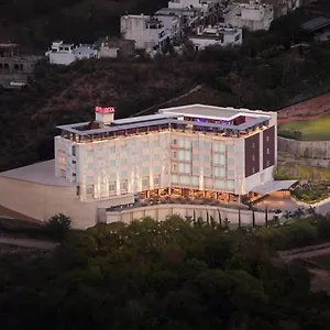 Juesta Sajjangarh & Spa, India